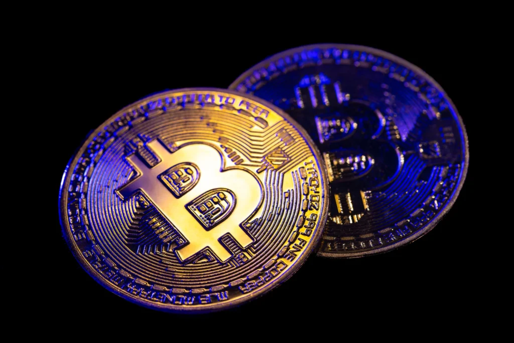 Binance vs Bitkub Thailand
